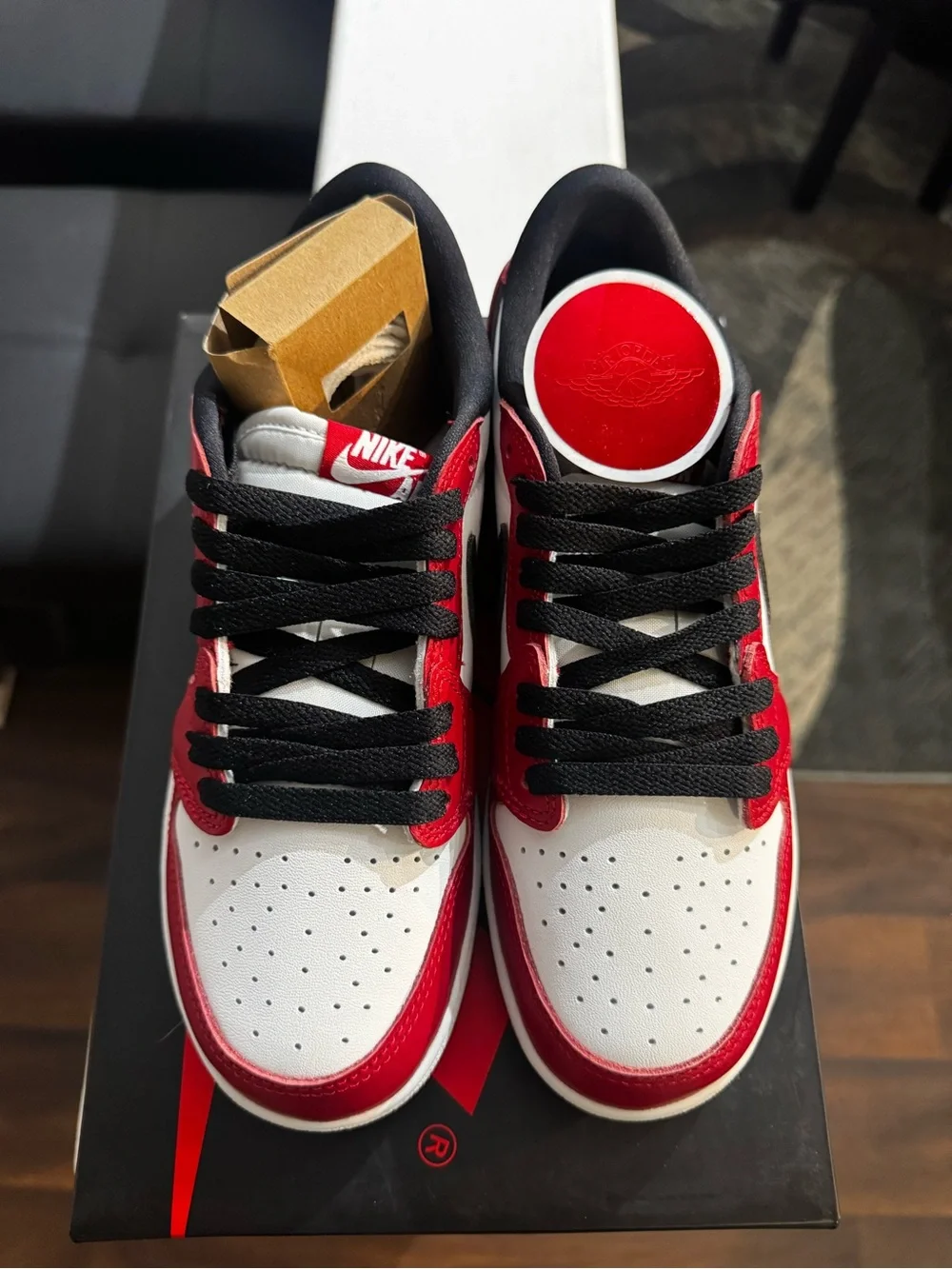 Jordan 1 Retro Low OG Kids 6Y (Youth)